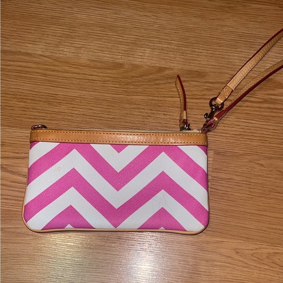 Dooney & Bourke - Picture 2 of 2